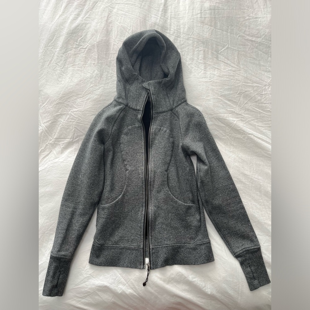 Women’s Lululemon Scuba Zip Up with Hood size 4